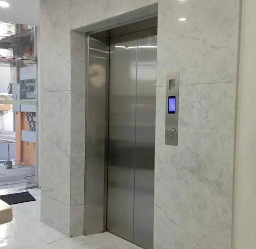 St. Marvin Makati M205 Apartamento *